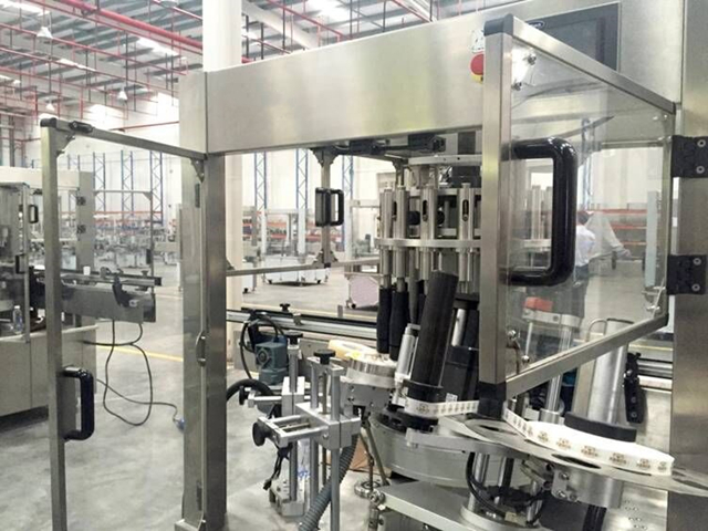 High Speed Automatic Self-adhesive Labeling Machine