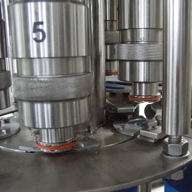 Carbonated Drinks Filling Machine 